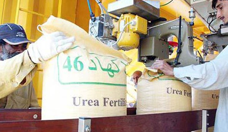 FFC, EFERT increase urea prices further by Rs 50 per bag