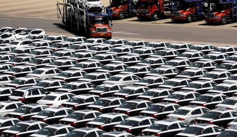 Govt decides to tighten duty free cars’ import
