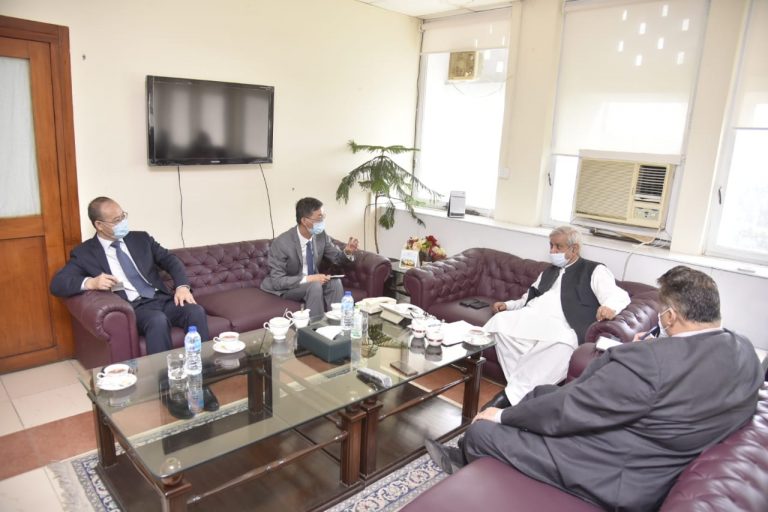 China assists in date processing plants of Balochistan