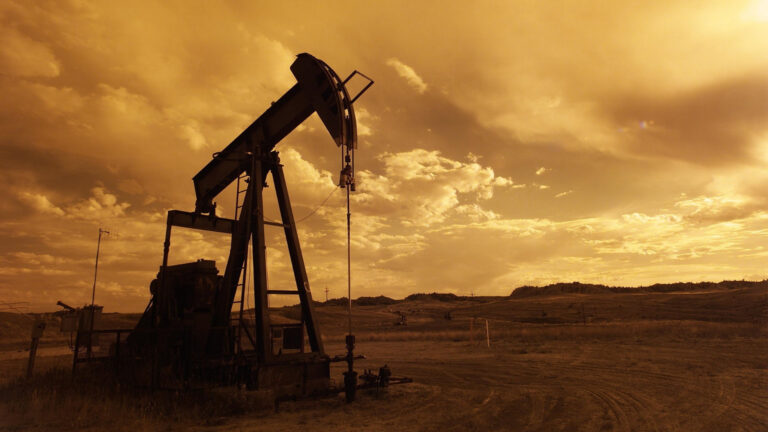 Chinese drillers find two massive shale oil & gas discoveries