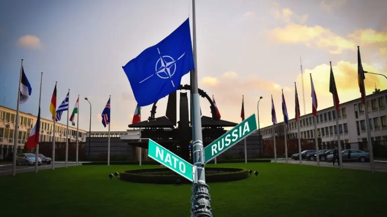 Do Russian threats strengthen NATO’s position in the West?
