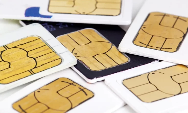 Govt to Block SIMs issued on invalid CNICs
