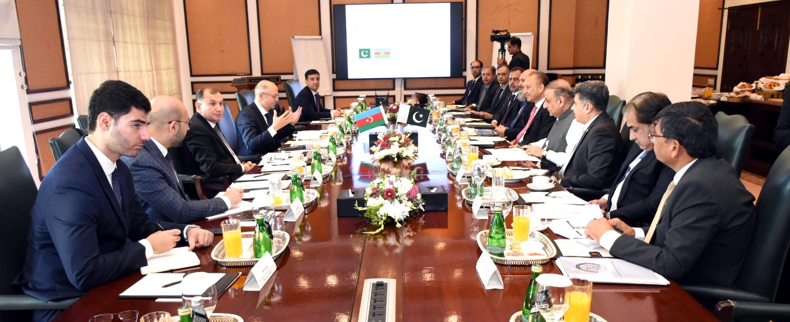 Pakistan and Azerbaijan agreed to enhance bilateral trade and  Investment relations