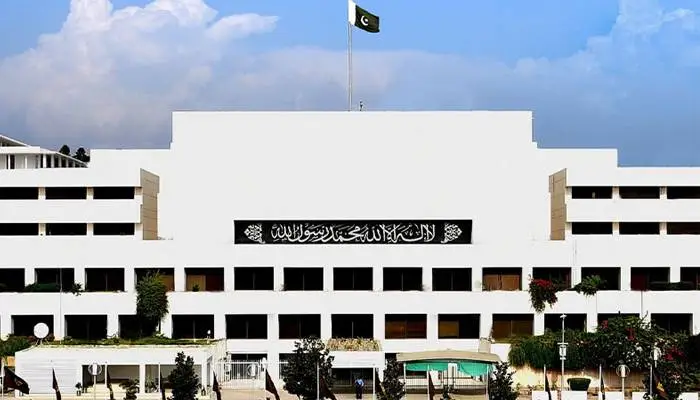 Pakistan's National Assembly Committee Pledges to Intensify Efforts on Kashmir Issue