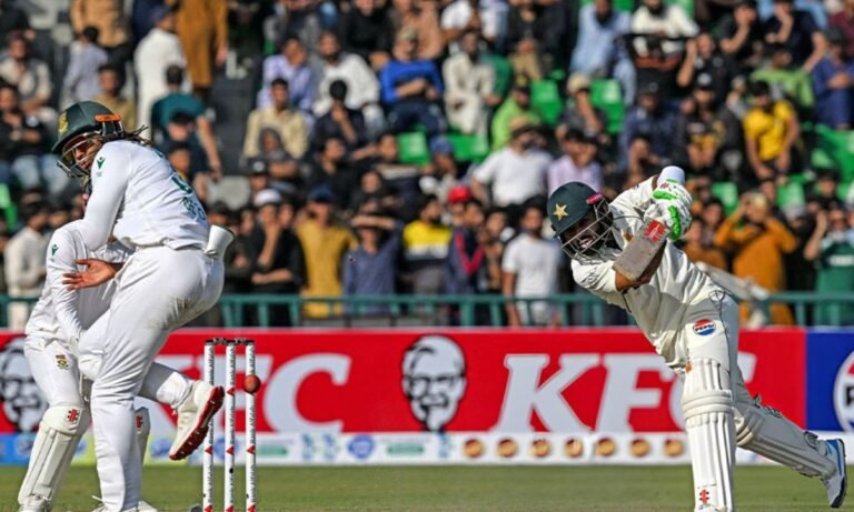 Pakistan Repeat Rare Batting Collapse Against South Africa