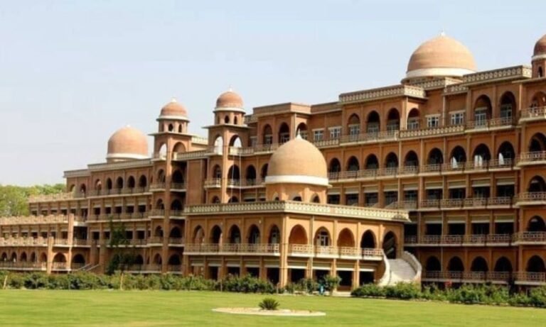 Peshawar University Closes BS Departments Over Low Admissions