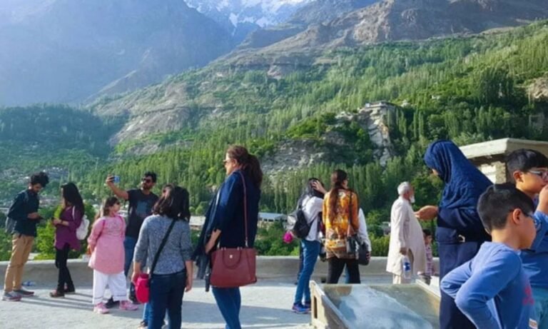 KP Launches Digital Licensing for Tourism Sector