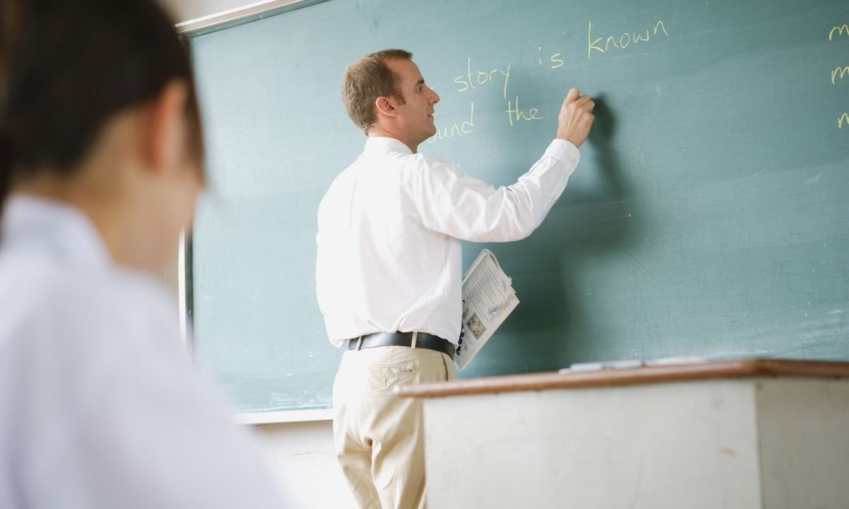 recruitment of school-teacher interns