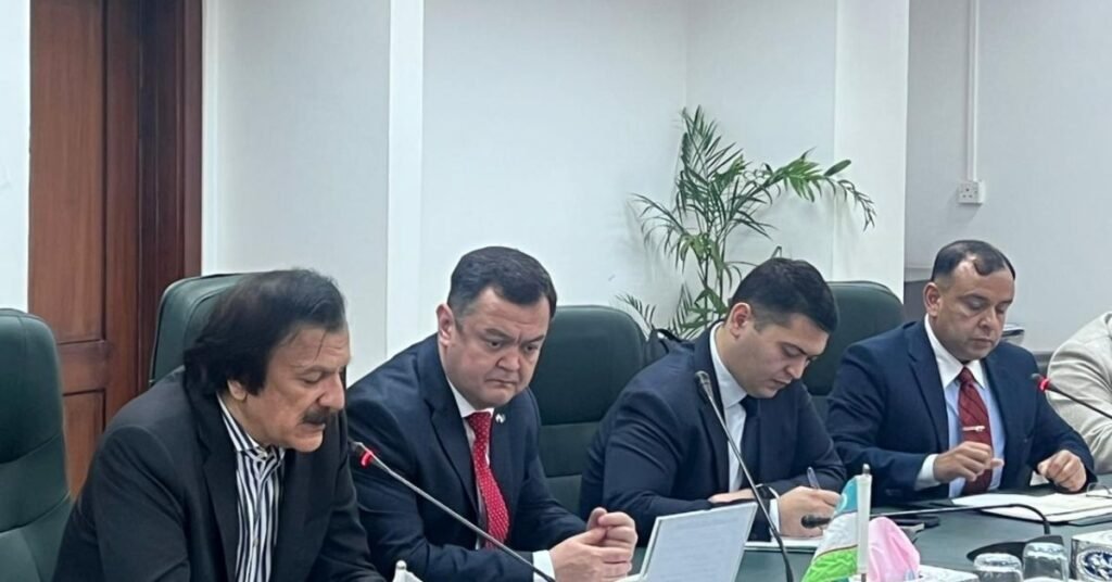 Uzbek Ambassador Keen in direct flights from Karachi