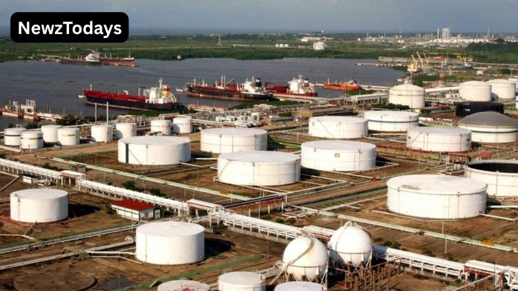 Oil Market Tightens Amid Tanker Attacks and Inventory Decline