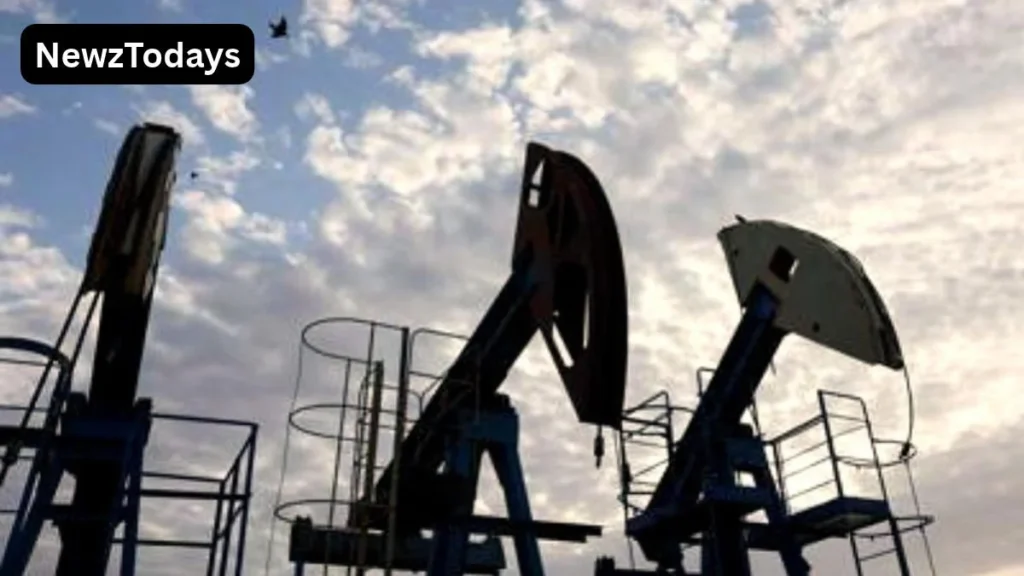 Oil Prices Slip as Russian Supply Forecast Brightens