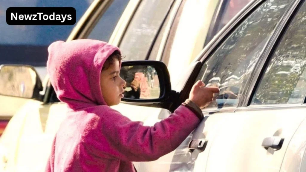 Punjab Law Imprisons Parents Sending Children to Beg